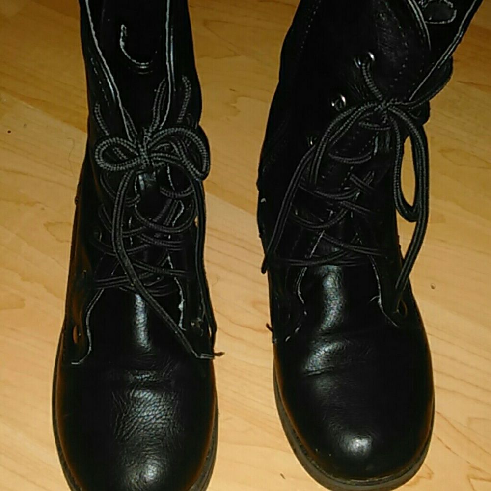 Black boots